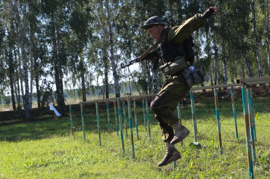 Army Scout Masters international contest in Novosibirsk Region