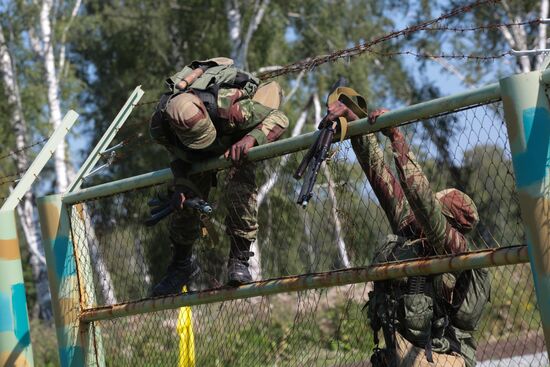 Army Scout Masters international contest in Novosibirsk Region