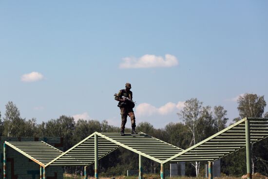 Army Scout Masters international contest in Novosibirsk Region