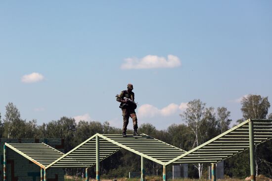 Army Scout Masters international contest in Novosibirsk Region
