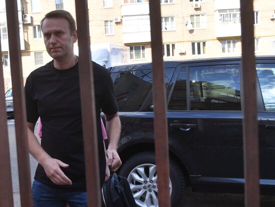 Simonovsky Court hears Alexei Navalny's case