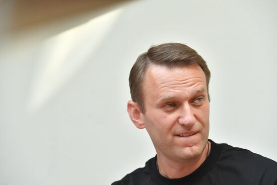 Simonovsky Court hears Alexei Navalny's case