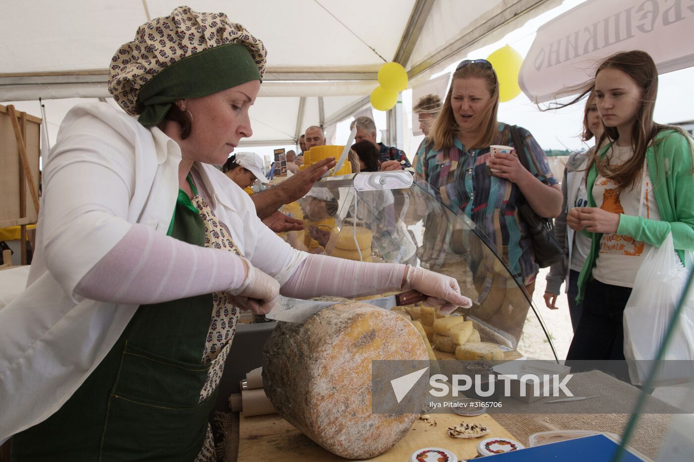 Festival of cheesemaking farmers in Moscow Region