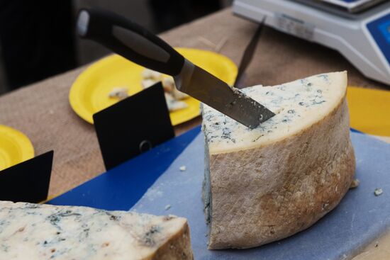 Festival of cheesemaking farmers in Moscow Region