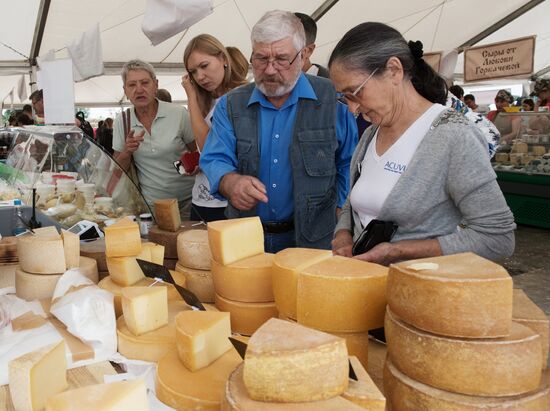 Festival of cheesemaking farmers in Moscow Region