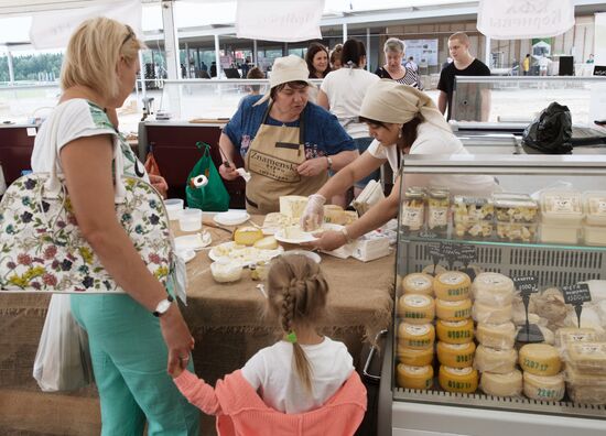 Festival of cheese-making farmers in Moscow Region