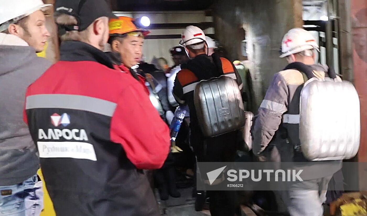 Recuers bring to safety 142 miners from Mir mine in Yakutia