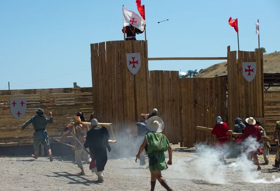 Genoa Helmet festival in Crimea