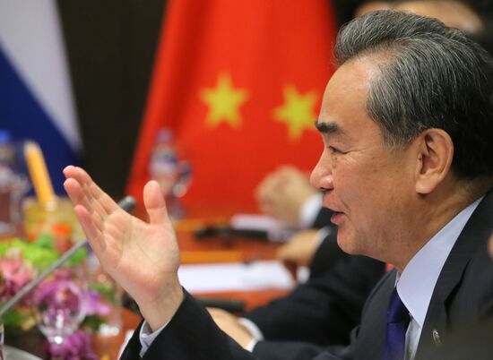 Russian Foreign Minister Sergei Lavrov visits Philippines