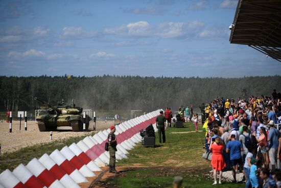 Tank Biathlon: Individual Race competition. Stage one. Day nine