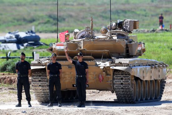 Tank Biathlon: Individual Race competition. Stage one. Day nine