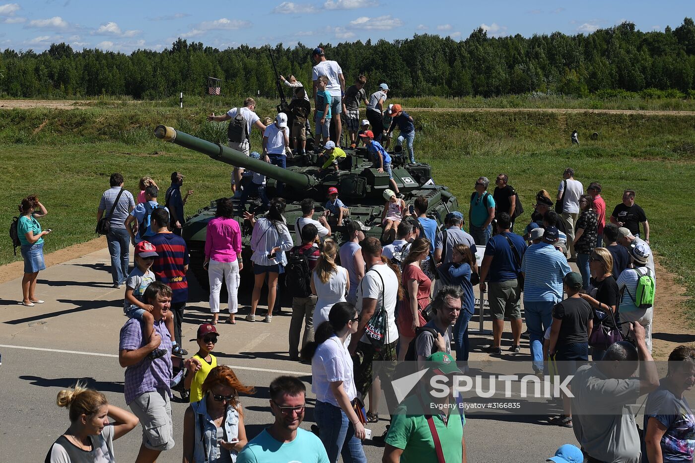 Tank Biathlon: Individual Race competition. Stage one. Day nine