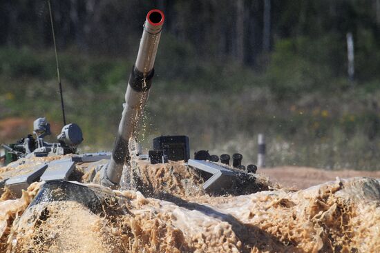 Tank Biathlon: Individual Race competition. Stage one. Day nine