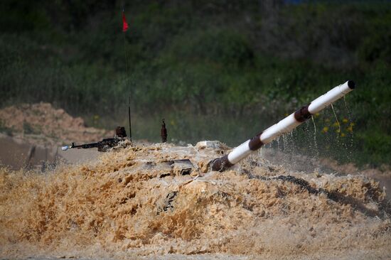 Tank Biathlon: Individual Race competition. Stage one. Day nine