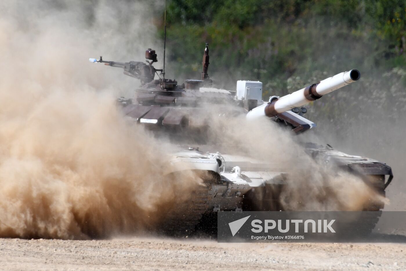Tank Biathlon: Individual Race competition. Stage one. Day nine