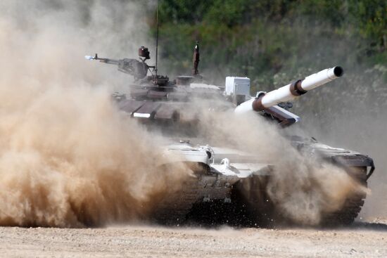 Tank Biathlon: Individual Race competition. Stage one. Day nine