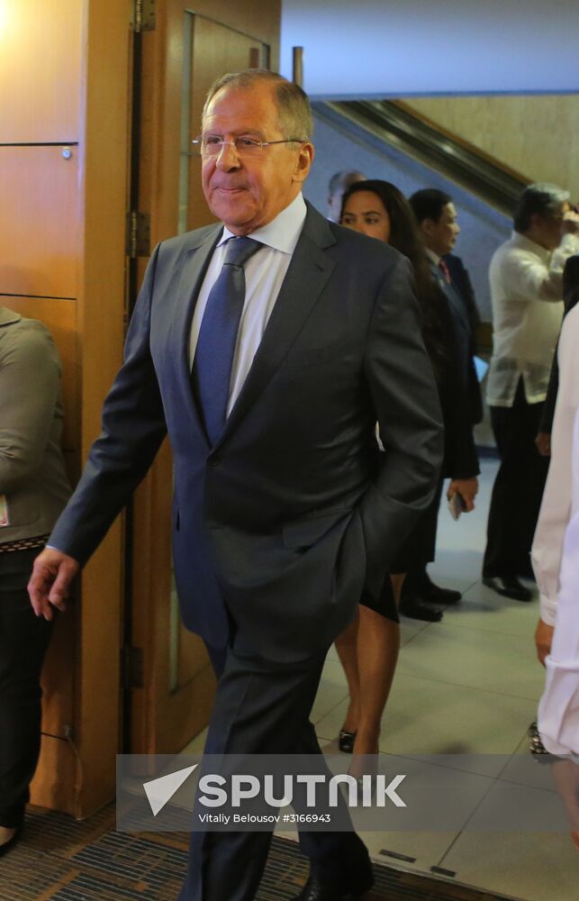Russian Foreign Minister Sergei Lavrov visits Philippines