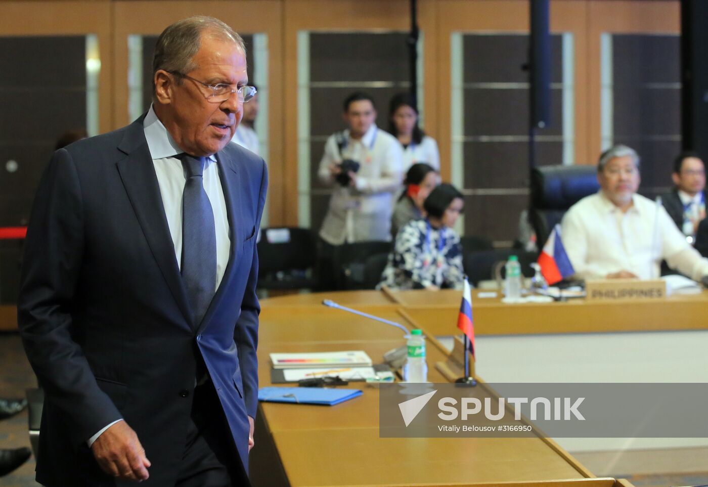 Russian Foreign Minister Sergei Lavrov visits Philippines