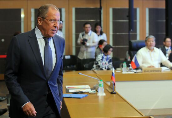 Russian Foreign Minister Sergei Lavrov visits Philippines
