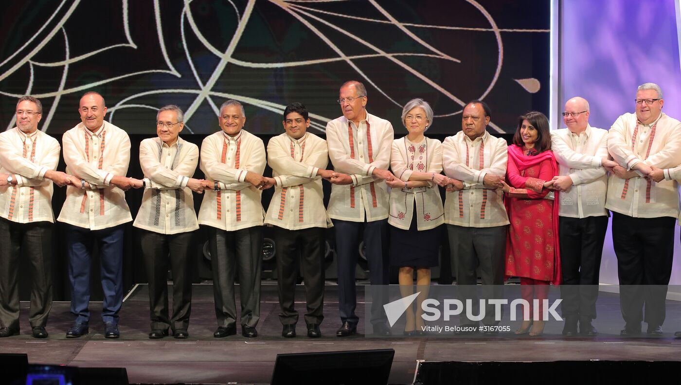 Russian Foreign Minister Sergei Lavrov visits Philippines