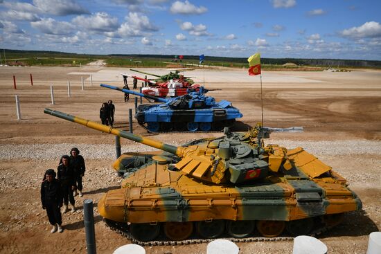 Tank Biathlon. Semifinals. Day one