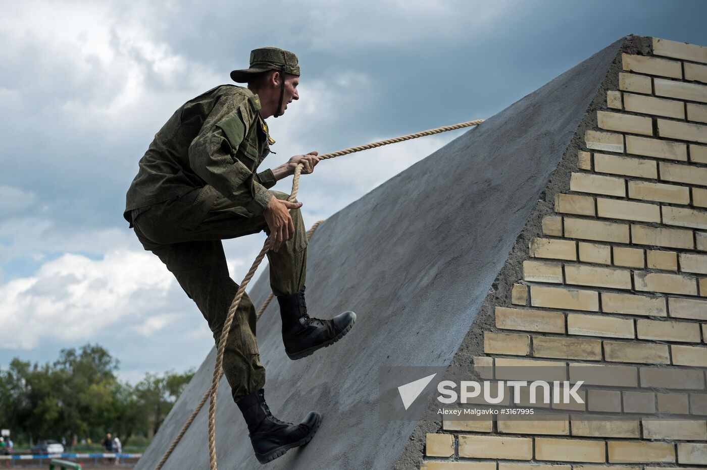 Rembat international army games in Omsk Region