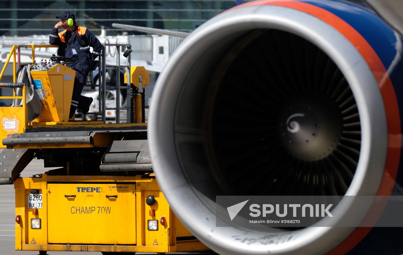Aircraft at Sheremetyevo Airport