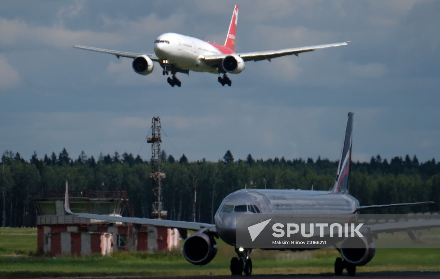 Aircraft at Sheremetyevo Airport