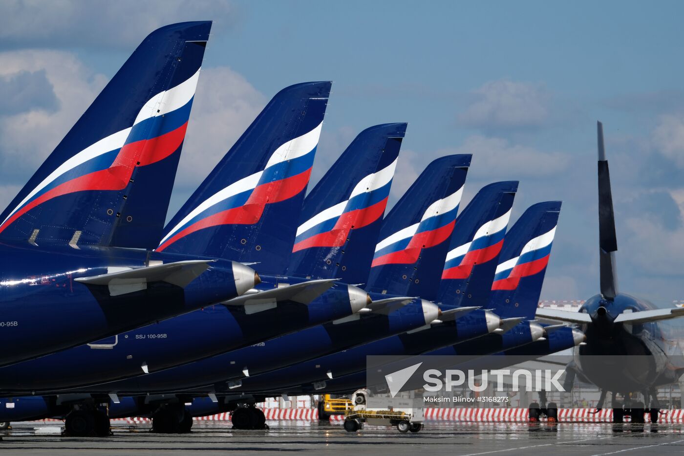 Aircraft at Sheremetyevo Airport