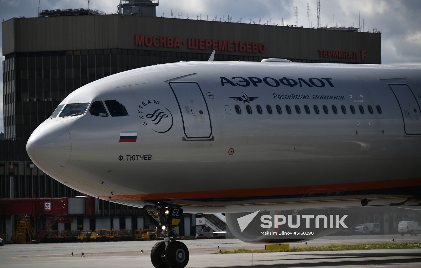 Aircraft at Sheremetyevo Airport