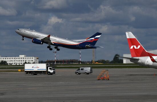Aircraft at Sheremetyevo Airport