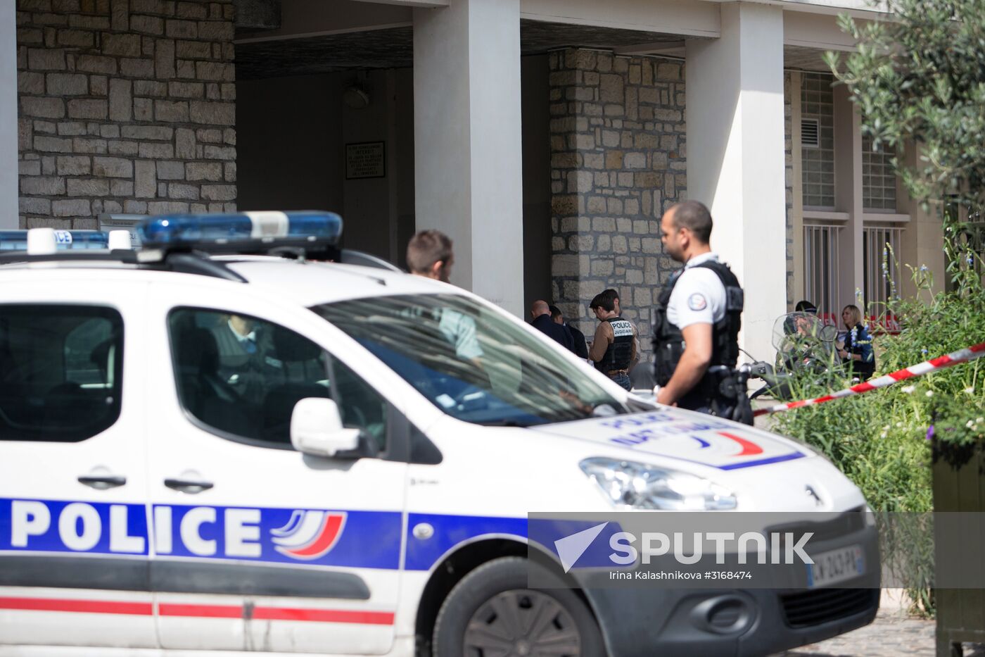 Car plows through soldiers on patrol in Paris suburb