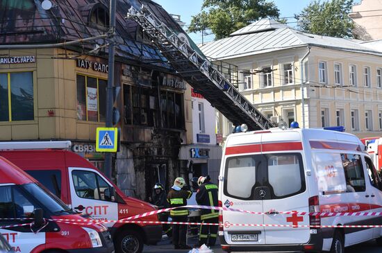 Fire at Atom shopping mall on Taganskaya Square