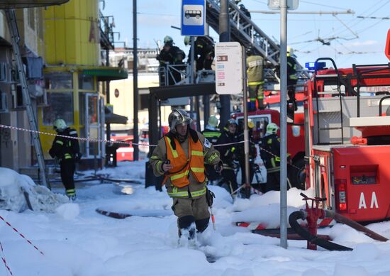 Fire at Atom shopping mall on Taganskaya Square