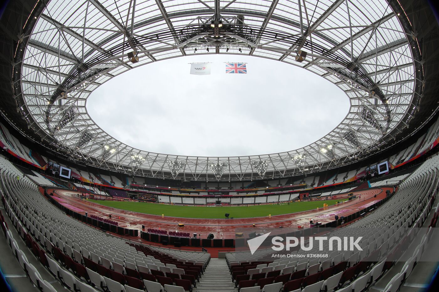 Athletics. World Championships. Day 6