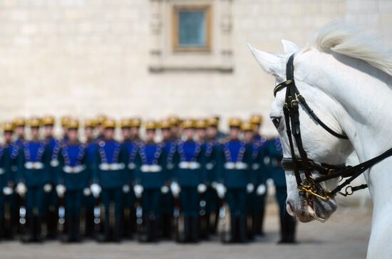 Guard mounting of cavalry regiment as part of preparations for Spasskaya Tower festival