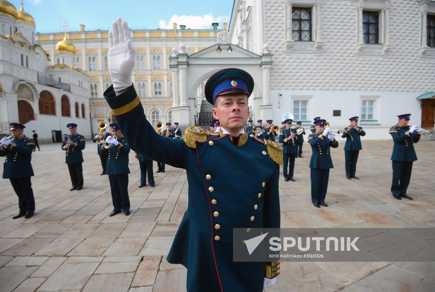 Guard mounting of cavalry regiment as part of preparations for Spasskaya Tower festival