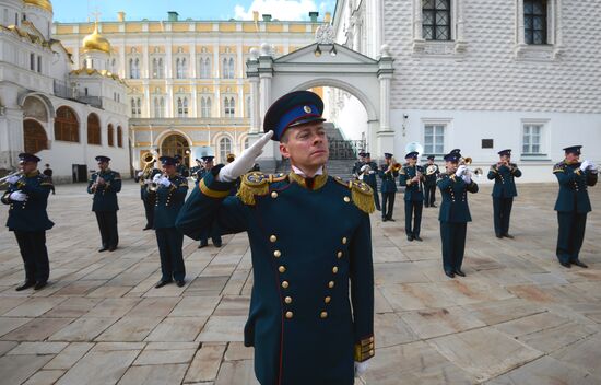 Guard mounting of cavalry regiment as part of preparations for Spasskaya Tower festival