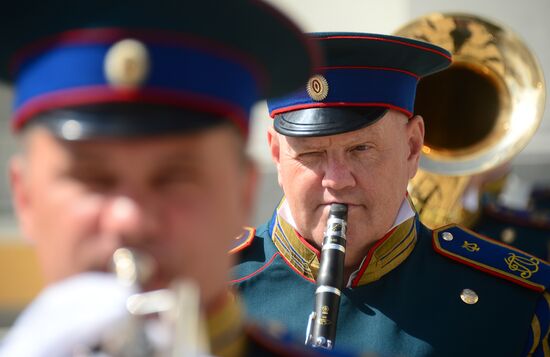 Guard mounting of cavalry regiment as part of preparations for Spasskaya Tower festival