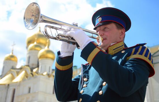 Guard mounting of cavalry regiment as part of preparations for Spasskaya Tower festival