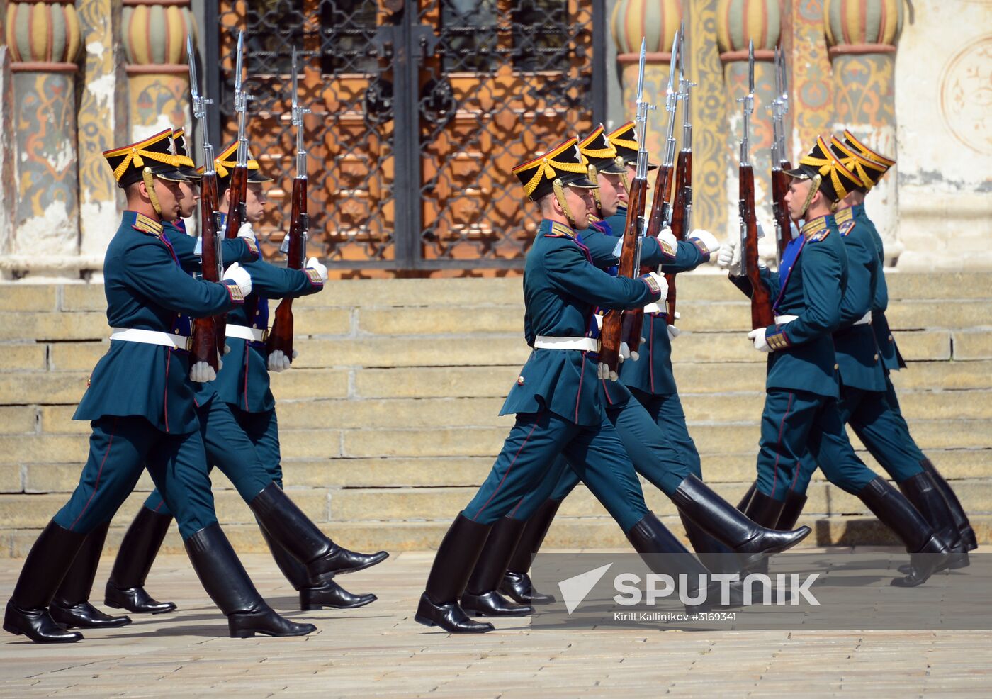 Guard mounting of cavalry regiment as part of preparations for Spasskaya Tower festival