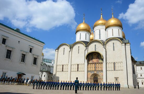 Guard mounting of cavalry regiment as part of preparations for Spasskaya Tower festival