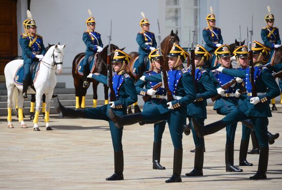 Guard mounting of cavalry regiment as part of preparations for Spasskaya Tower festival