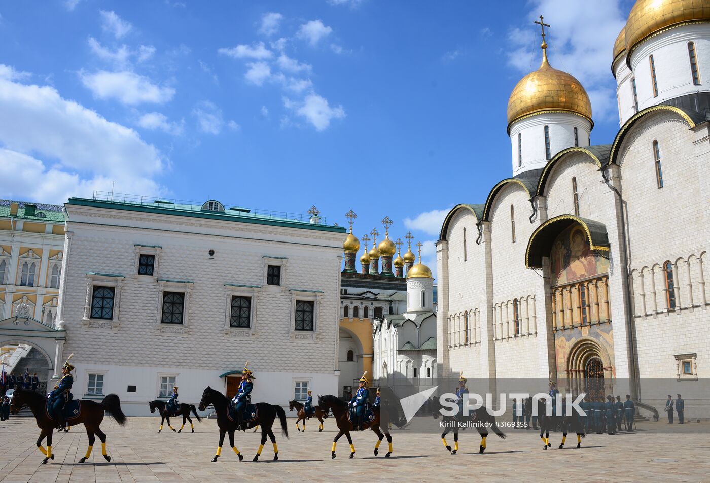 Guard mounting of cavalry regiment as part of preparations for Spasskaya Tower festival