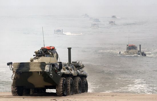Tactical drill of Baltioc Fleet's marines
