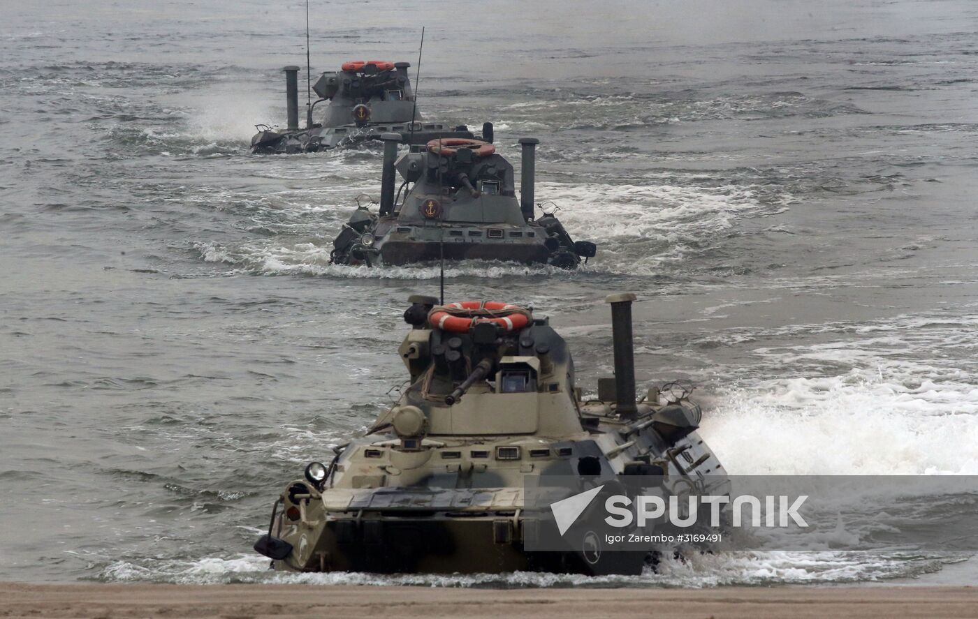 Tactic al drill of Baltioc Fleet's marines