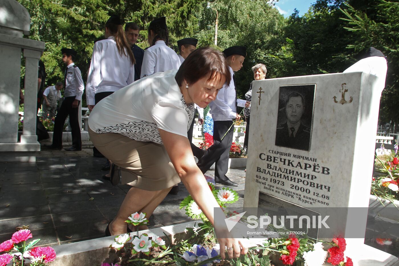 Commemorative events marking 17th anniversary of Kursk nuclear submarine disaster