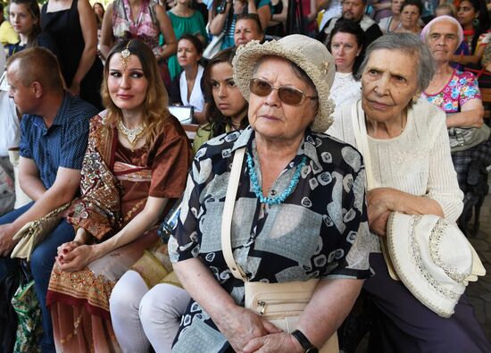 India's Independence Day celebrated in Sokolniki Park