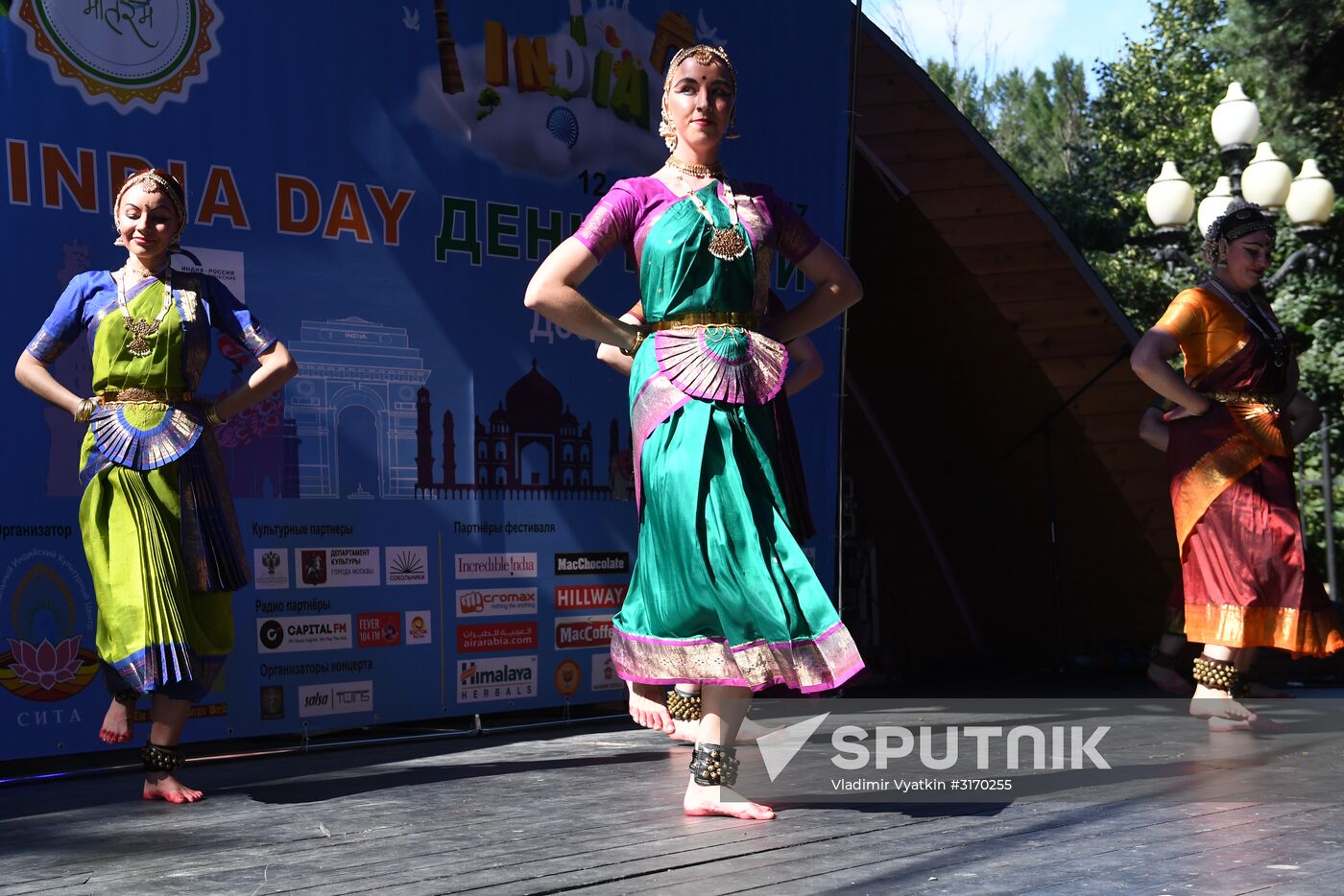 India's Independence Day celebrated in Sokolniki Park