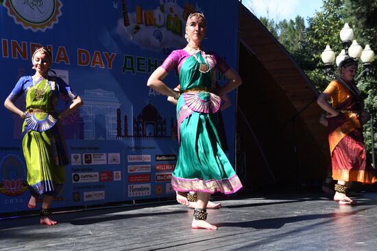 India's Independence Day celebrated in Sokolniki Park